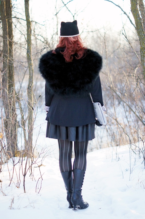 Winnipeg Fashion Blog, Canadian Fashion Blog, Vedette Shapewear Angelique Animal print body suit, Jessica cropped black turkey feather chubby cardigan shrug coat, Claire